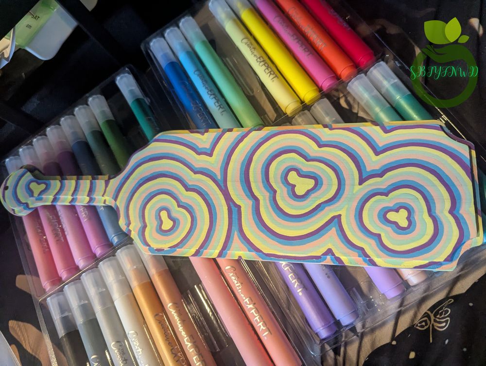Trippy art paddle 