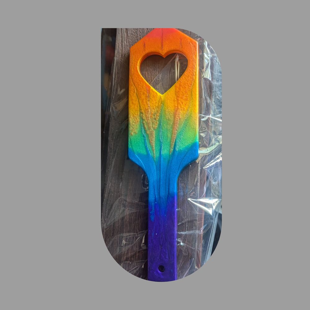 Rainbow heart paddle