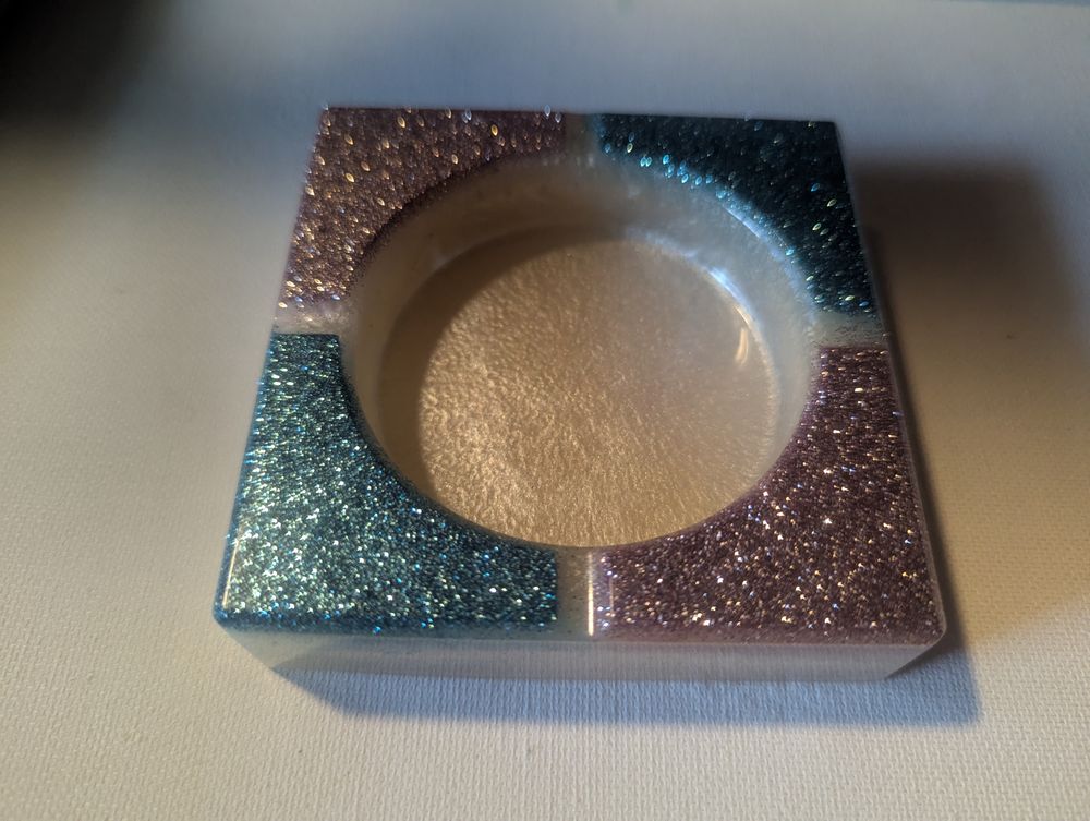 Glittery trans flag ashtray 