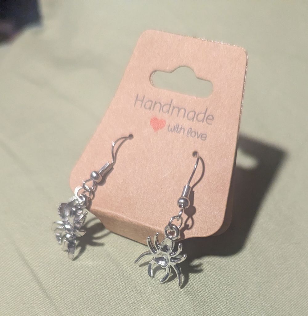 Spidey earrings 