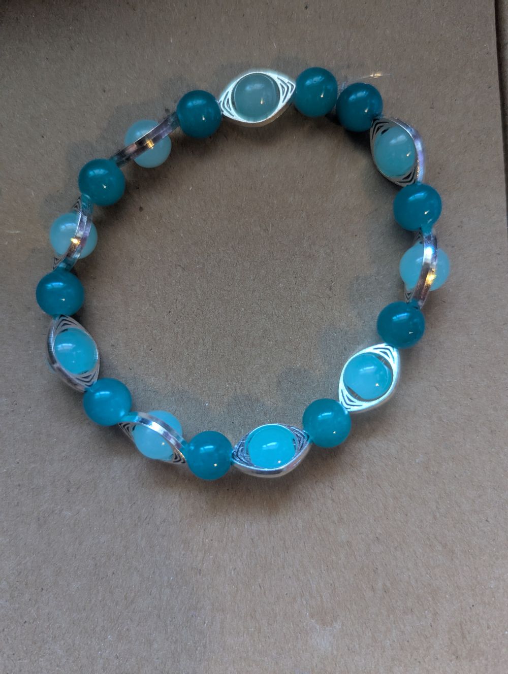 Blue eye bracelet 