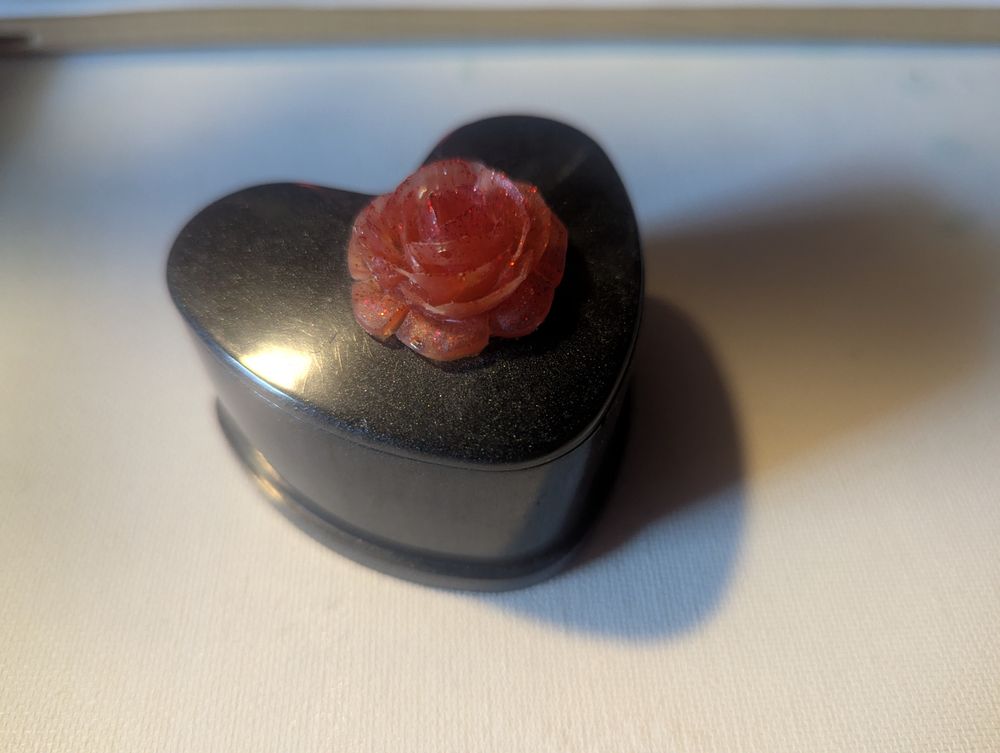 Heart shaped box
