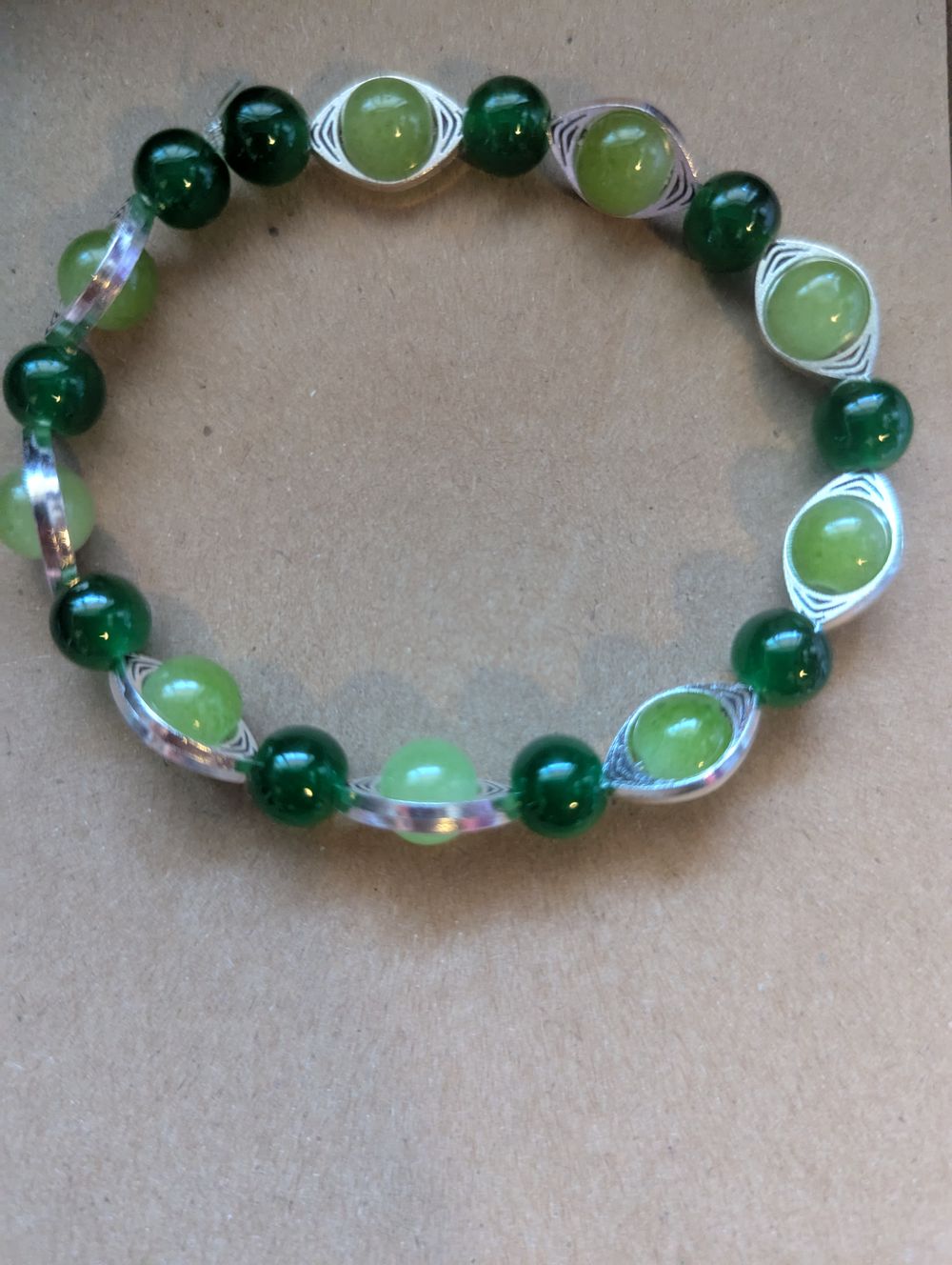 Green eye bracelet 